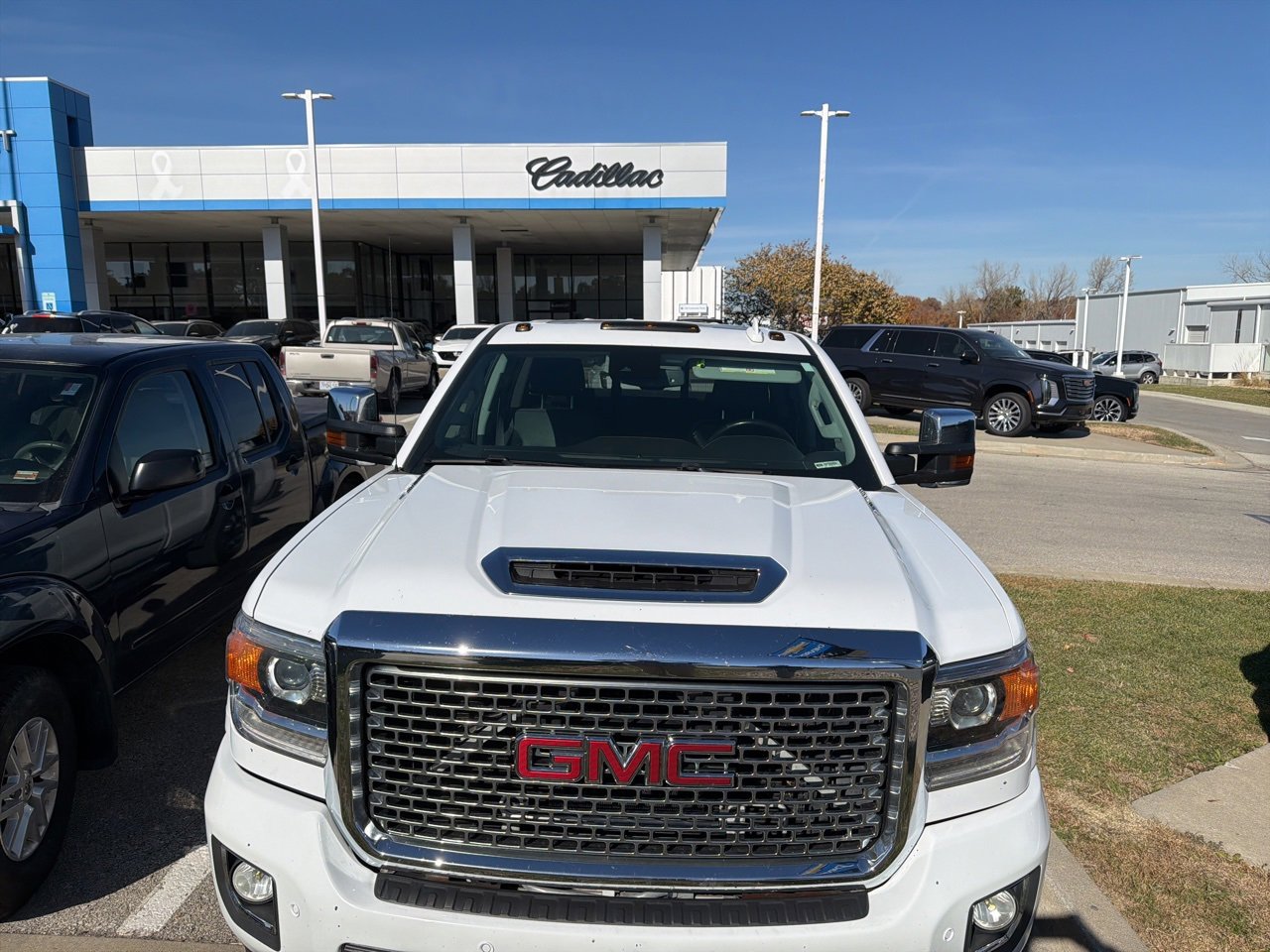 2017 Gmc Sierra 2500 HD Denali photo 2