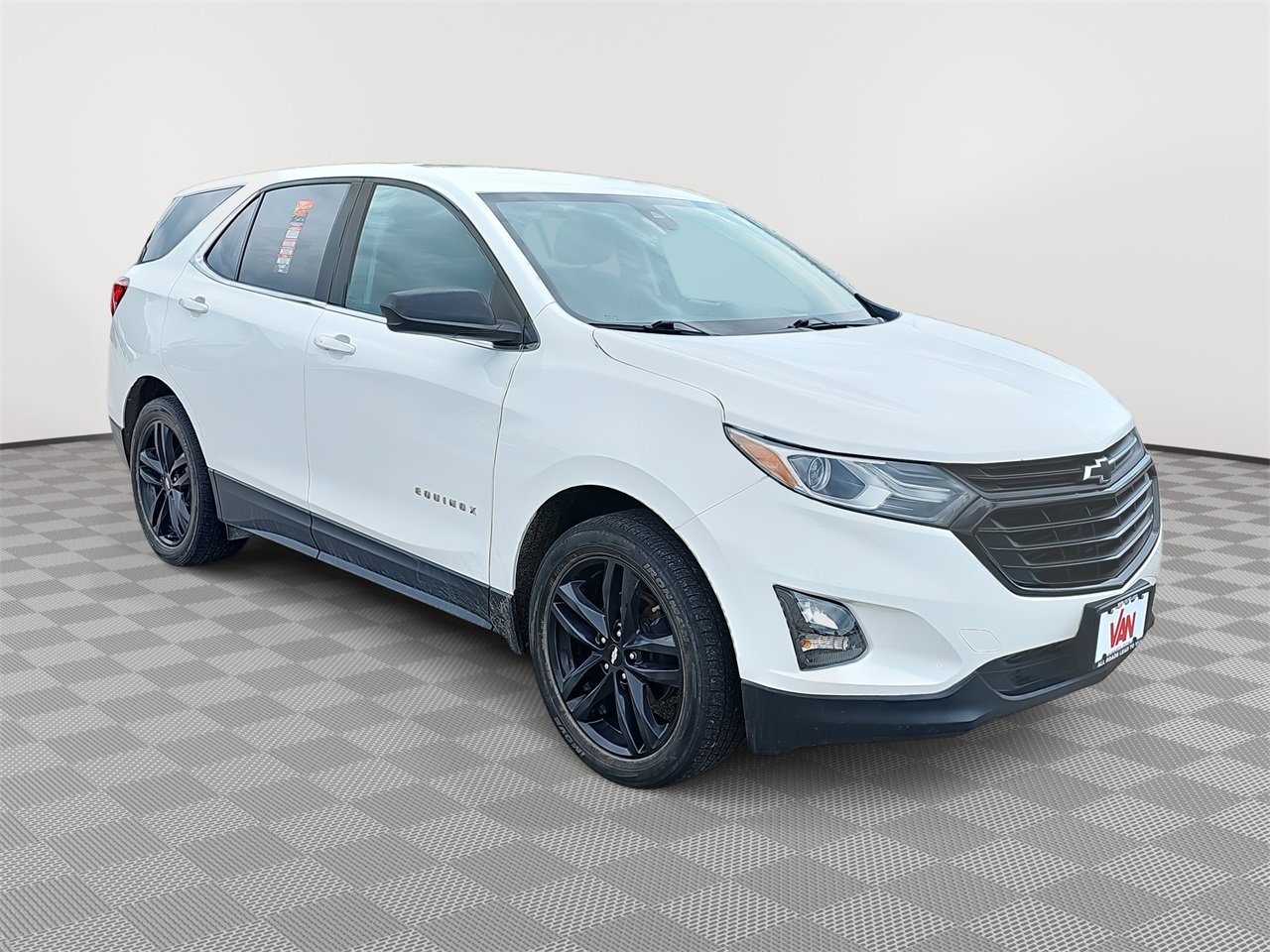 2021 Chevrolet Equinox LT photo 3