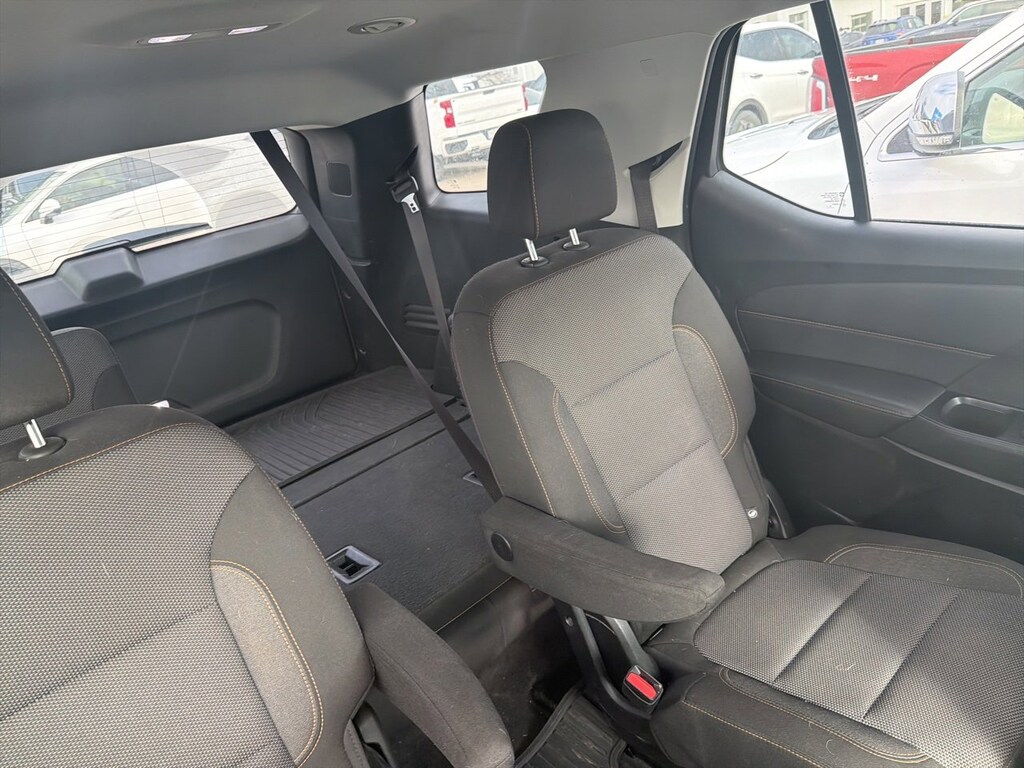 Used 2019 Chevrolet Traverse LT Cloth SUV