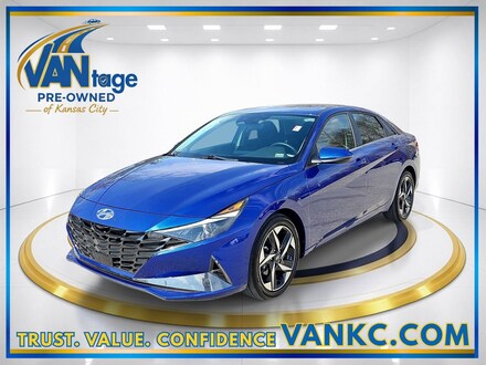 2022 Hyundai Elantra SEL Sedan