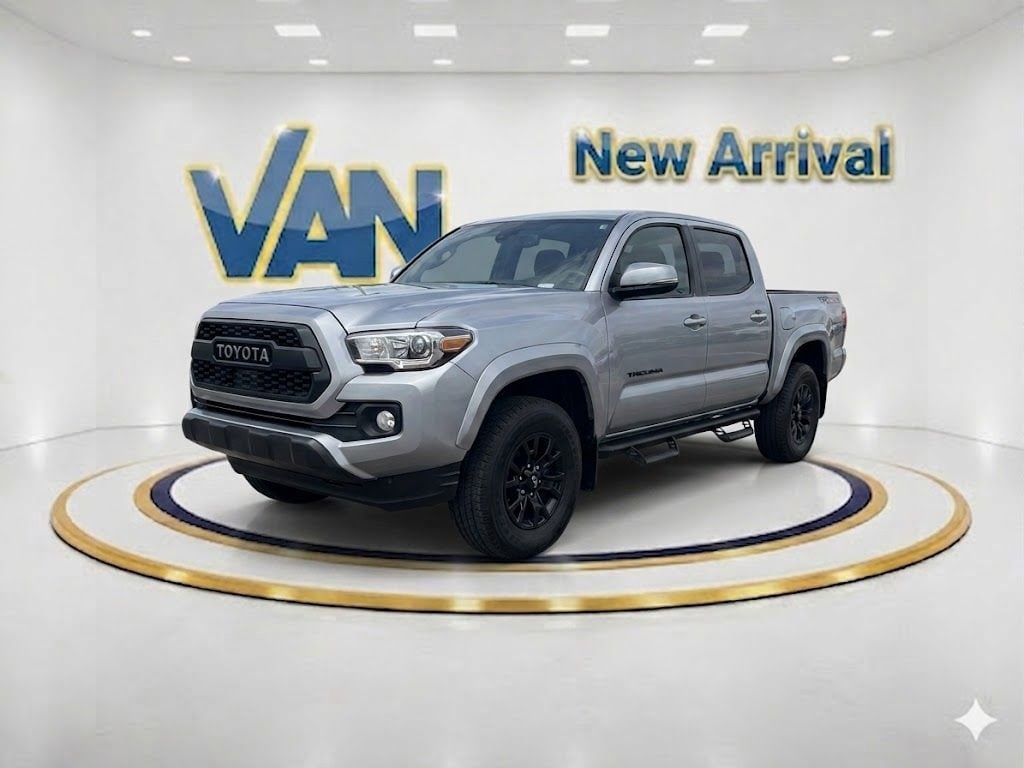 2017 Toyota Tacoma SR5 Double Cab 4x2 V6 Auto Short Bed's photo