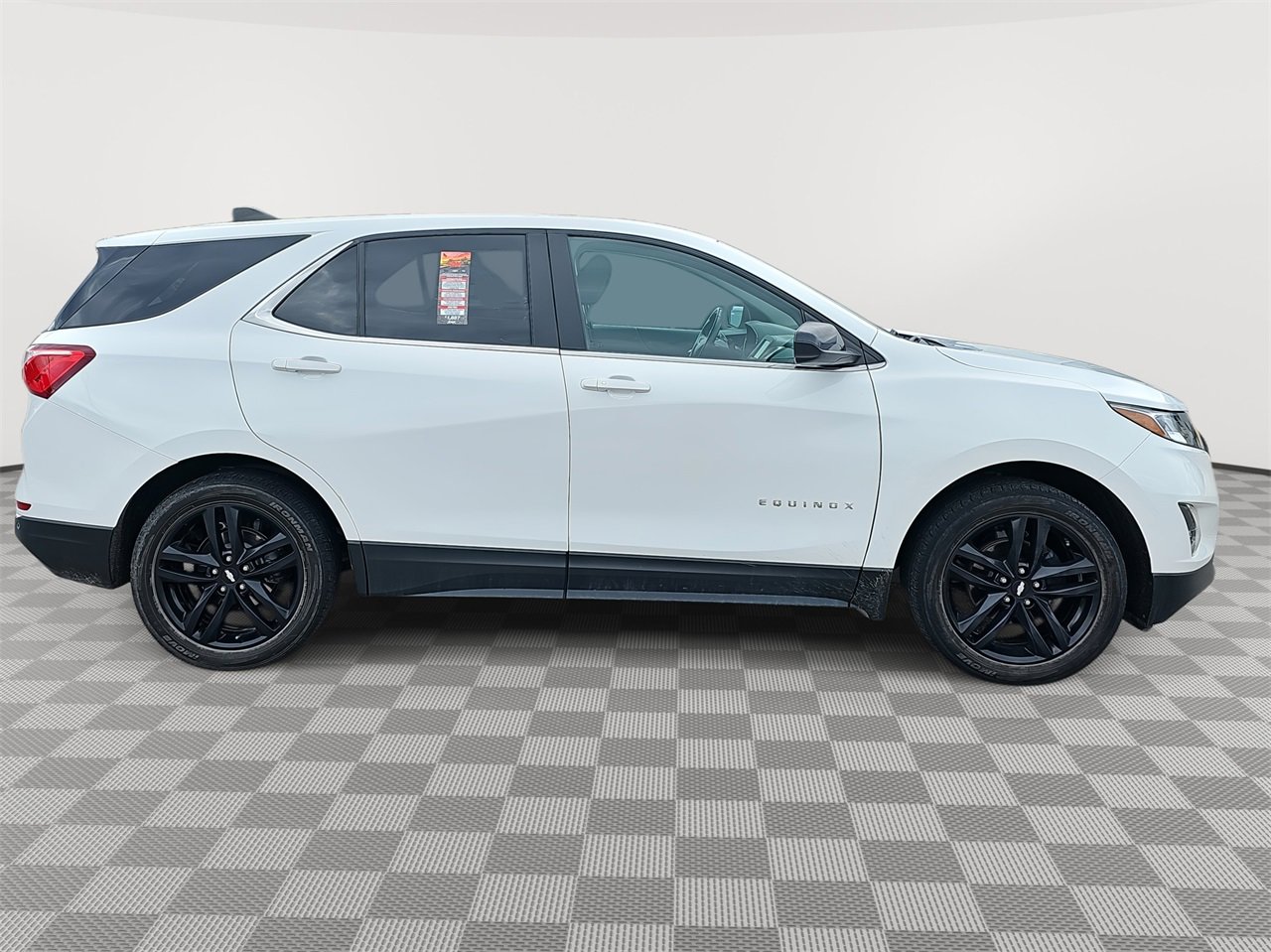 2021 Chevrolet Equinox LT photo 4