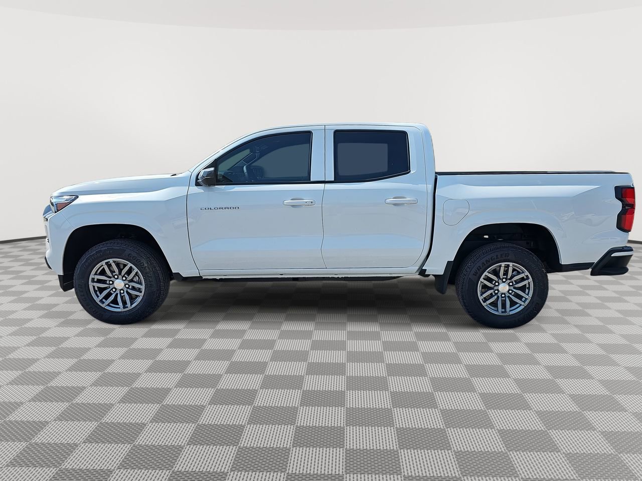 2025 Chevrolet Colorado Work Truck - Photo 8
