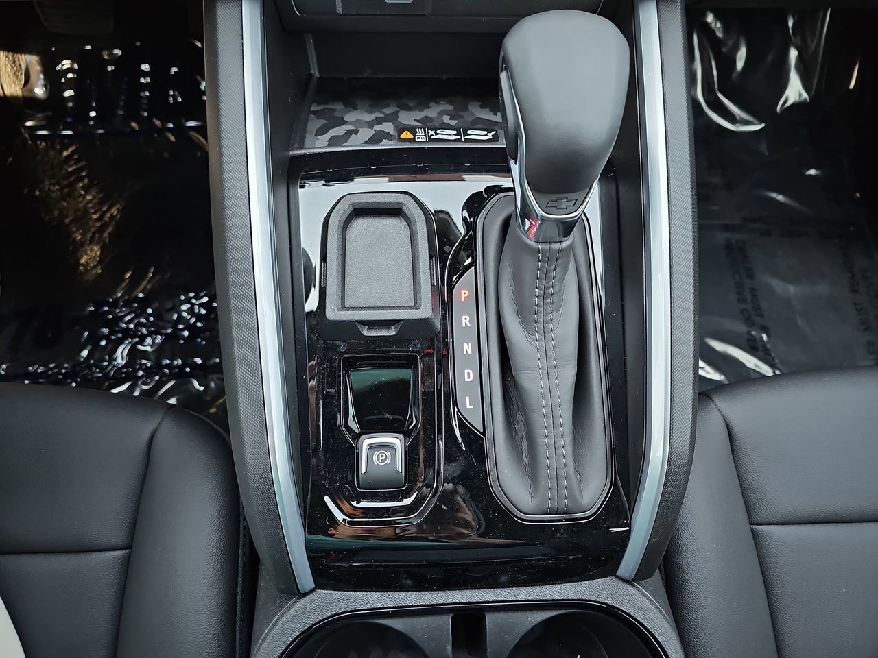 2025 Chevrolet Colorado Work Truck - Photo 30