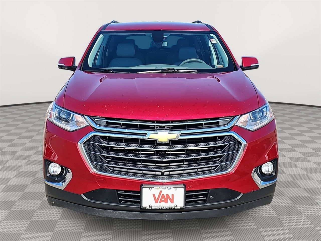 Used 2019 Chevrolet Traverse 3LT with VIN 1GNEVHKW3KJ195068 for sale in Kansas City