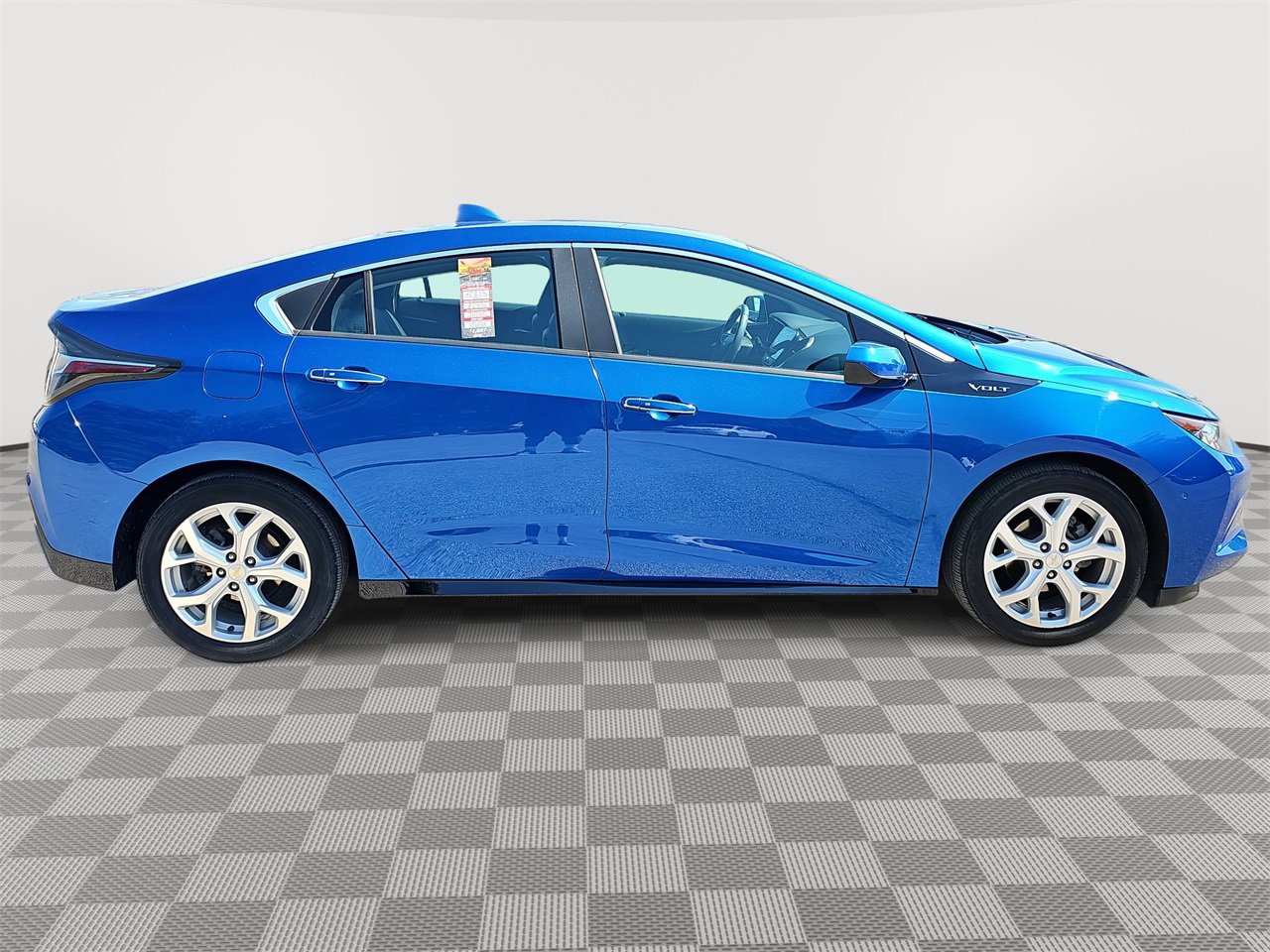2017 Chevrolet Volt Premier photo 4