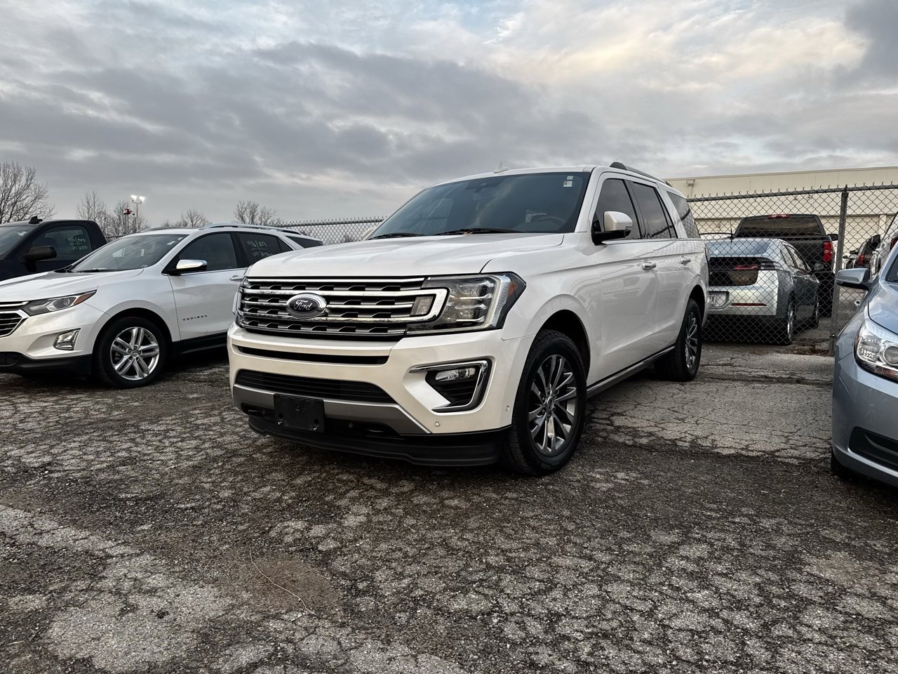 2018 Ford Expedition Limited's photo