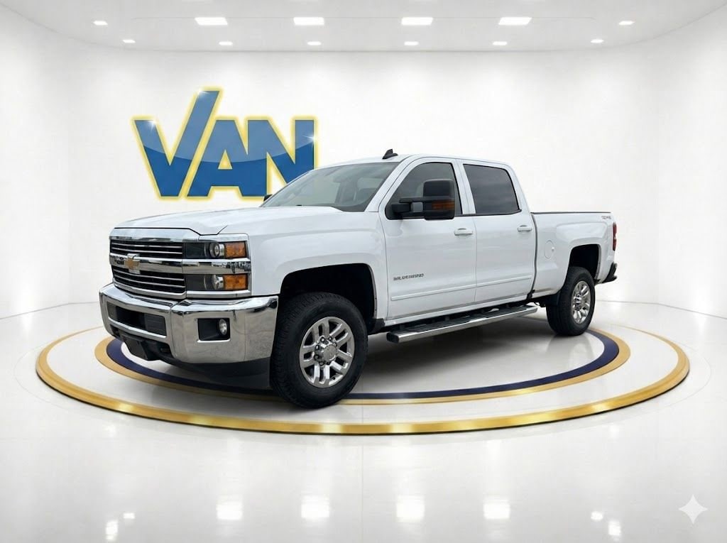 2016 Chevrolet Silverado HD LT 4WD Crew Cab Standard Box's photo