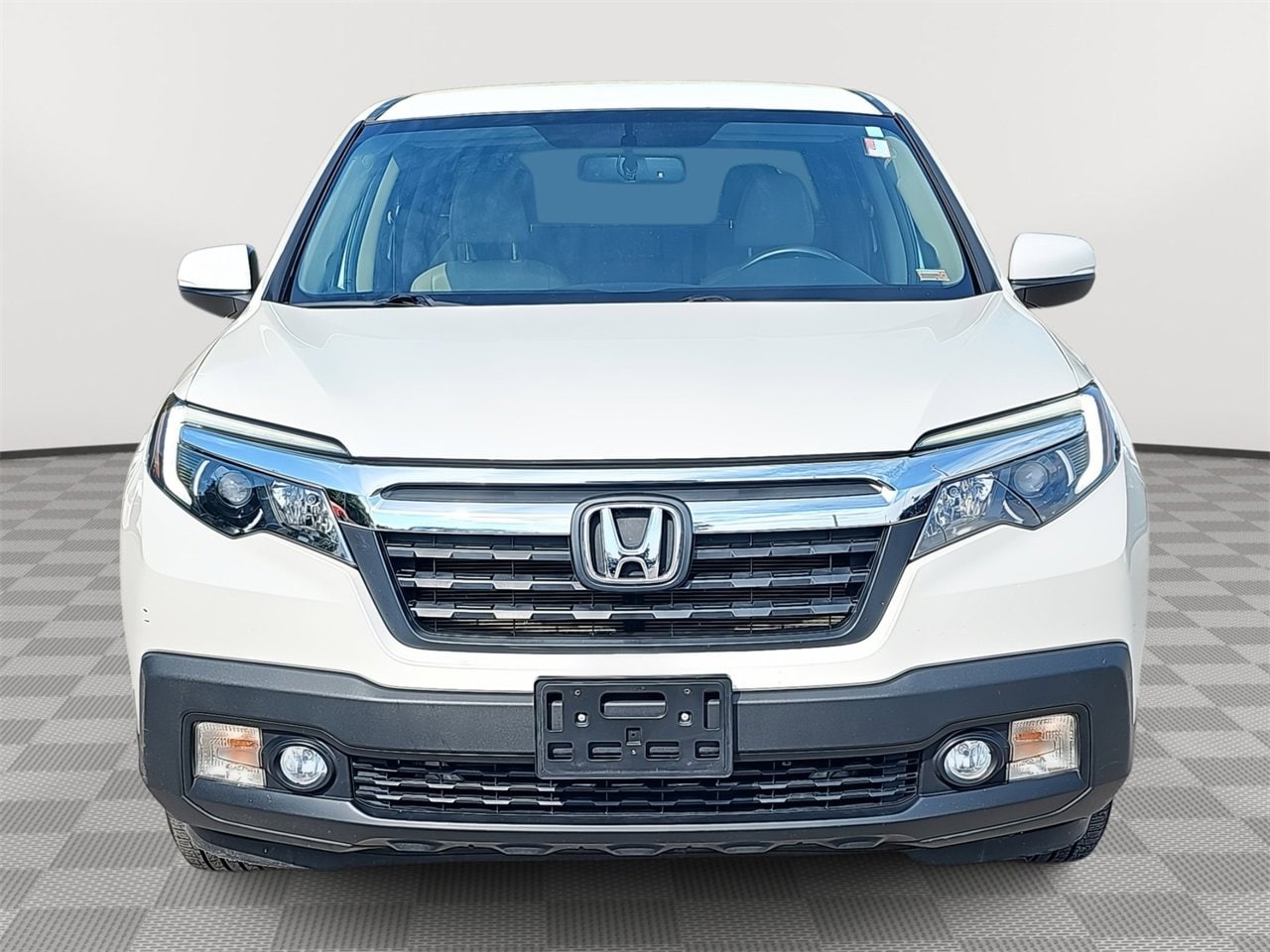 Used 2018 Honda Ridgeline RTL-T with VIN 5FPYK3F69JB004584 for sale in Kansas City