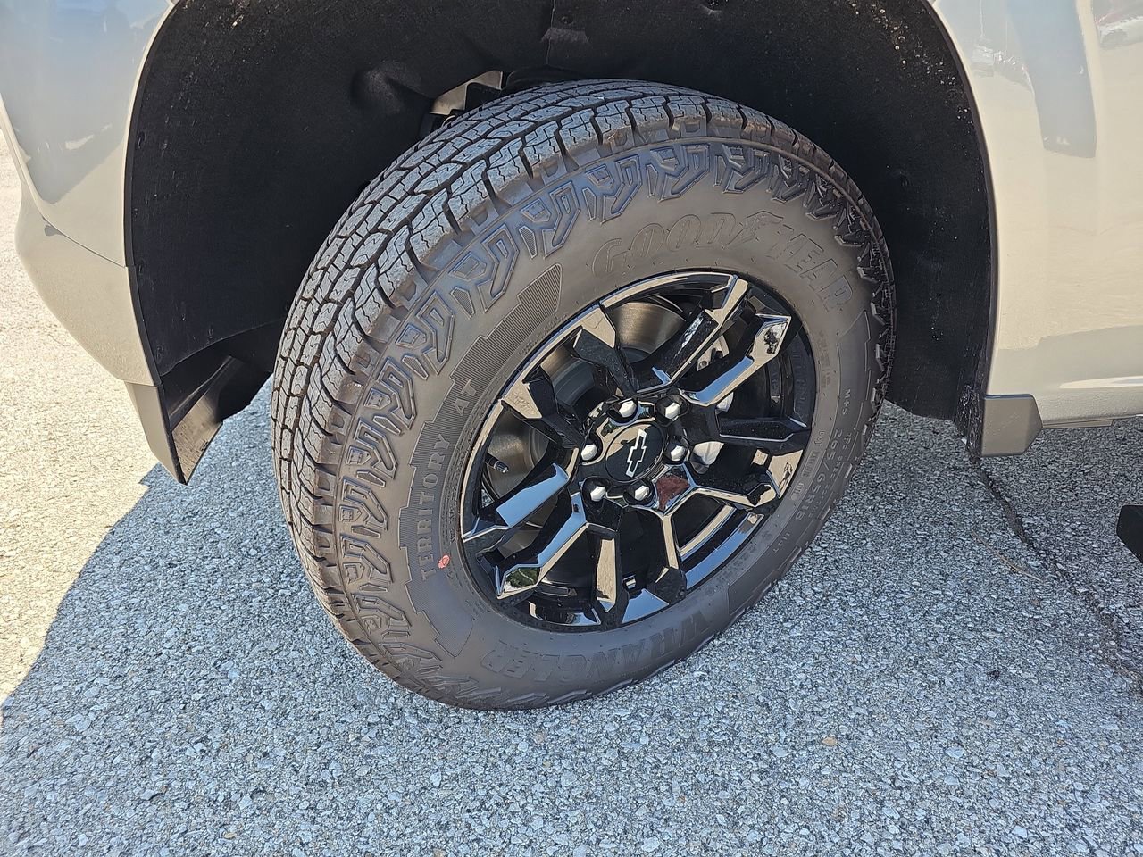 2025 Chevrolet Colorado Z71 - Photo 31
