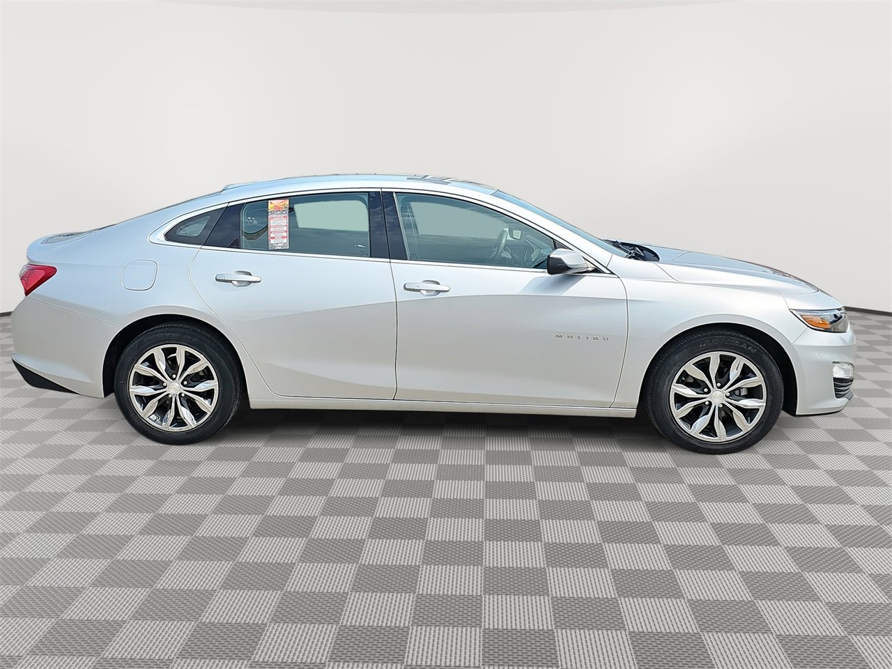2021 Chevrolet Malibu 1LT photo 4