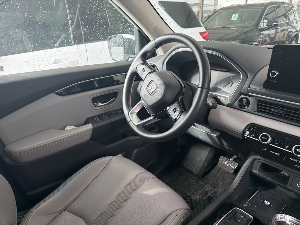 Used 2023 Honda Pilot AWD EX-L 7 Passenger SUV