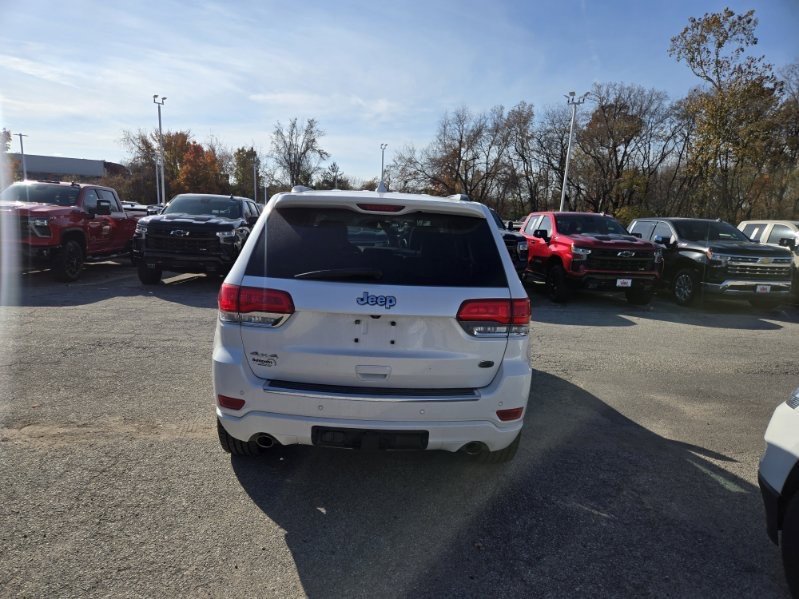 2018 Jeep Grand Cherokee Overland photo 3