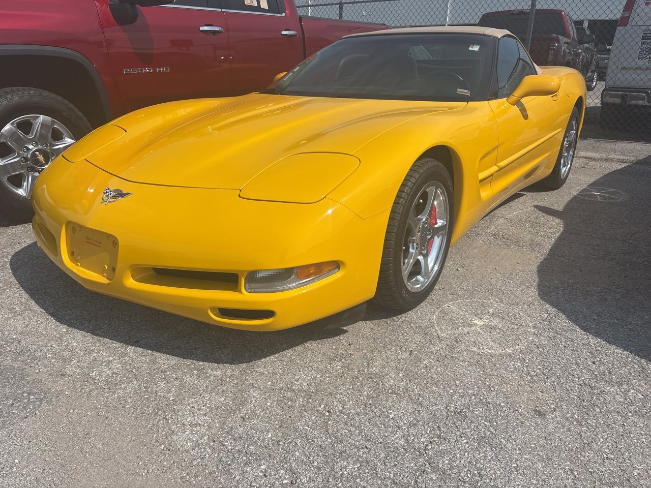Used 2003 Chevrolet Corvette Base with VIN 1G1YY32G435106295 for sale in Kansas City