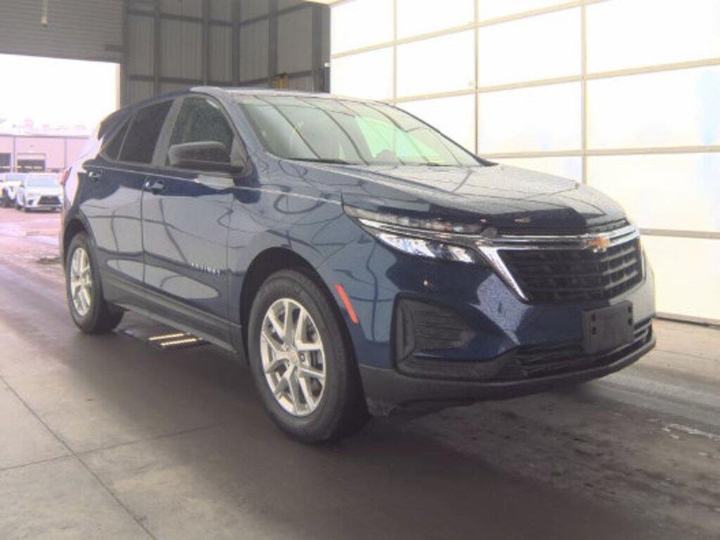 Used 2023 Chevrolet Equinox LS SUV