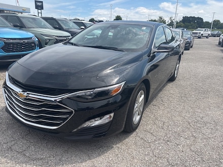 2023 Chevrolet Malibu LT Car