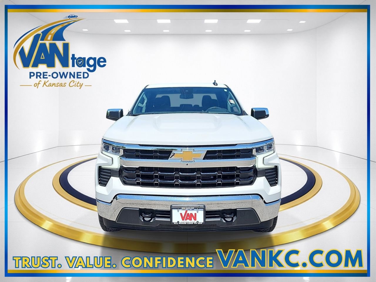 Used 2022 Chevrolet Silverado 1500 LT with VIN 1GCPDKEKXNZ554755 for sale in Kansas City