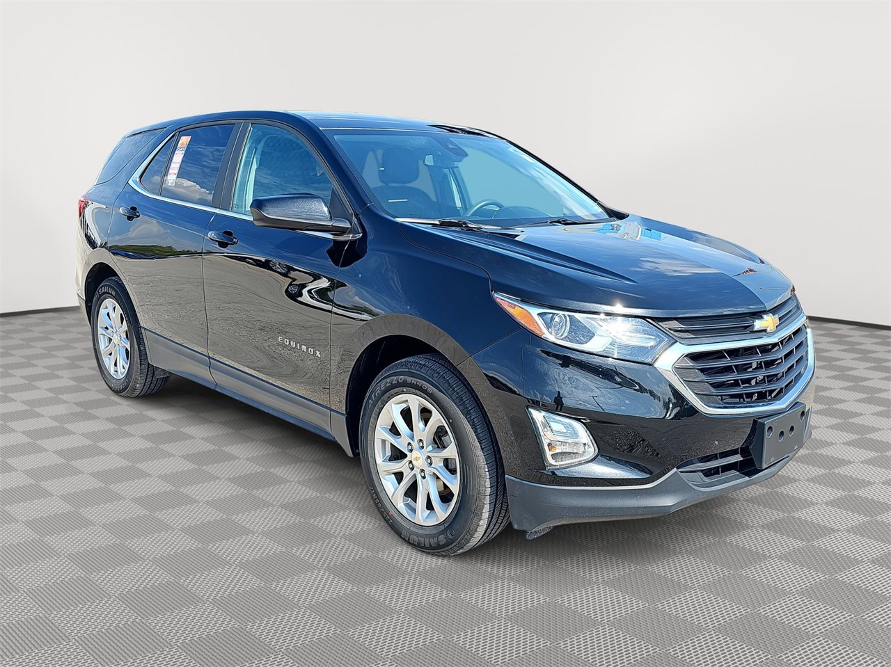 2021 Chevrolet Equinox LT photo 3