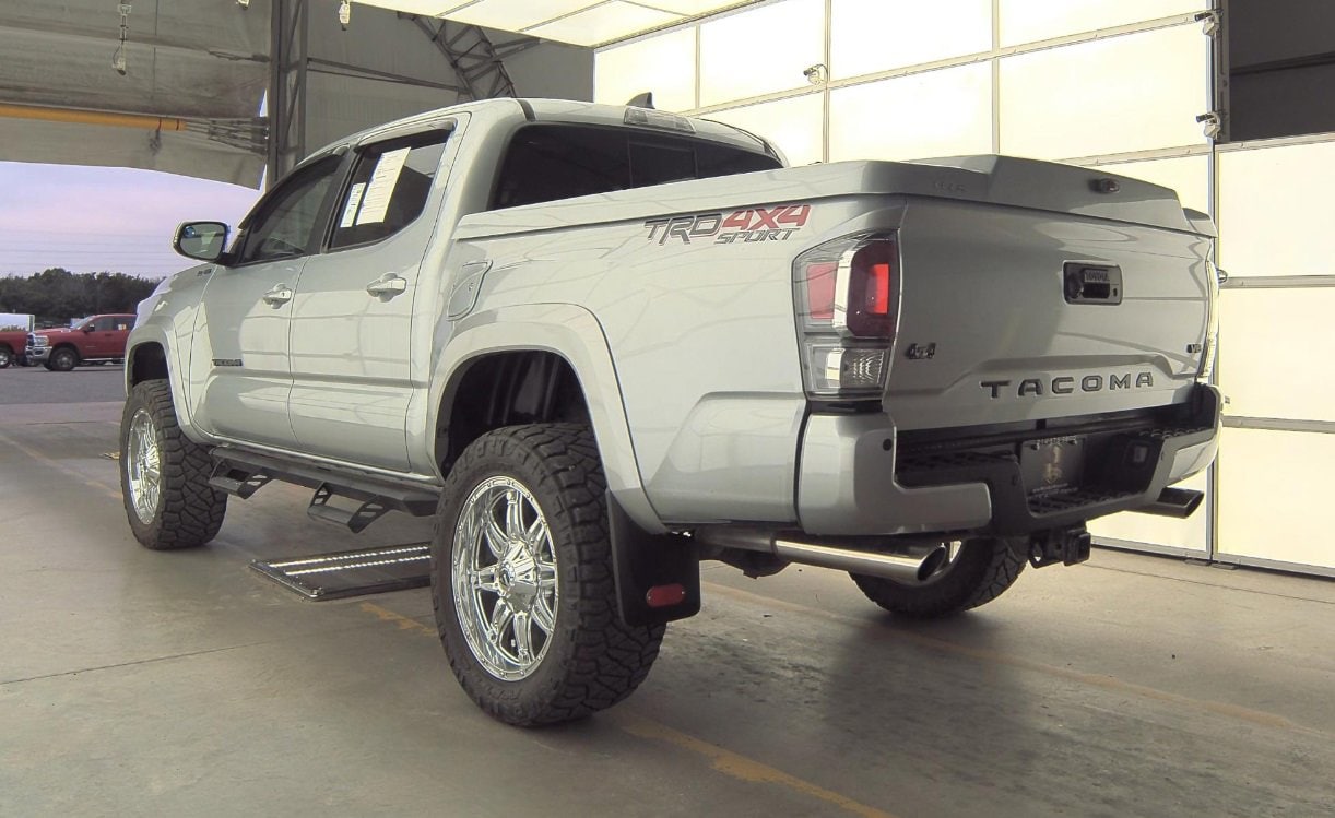Used 2023 Toyota Tacoma TRD Sport with VIN 3TYCZ5ANXPT161008 for sale in Kansas City