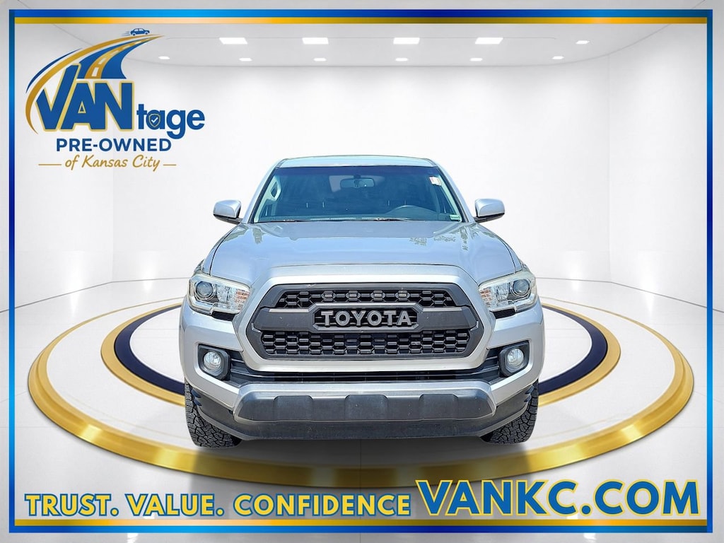 Used 2017 Toyota Tacoma SR5 V6 Truck