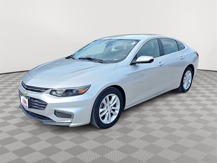 2018 Chevrolet Malibu LT Car