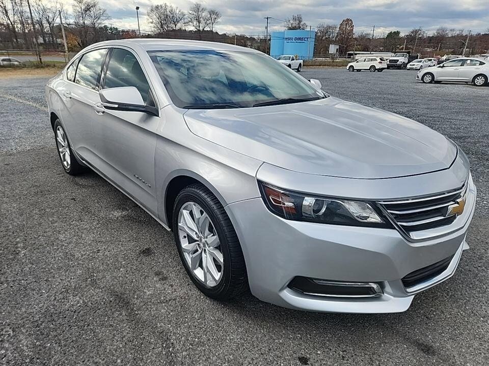 2019 Chevrolet Impala 1LT photo 2