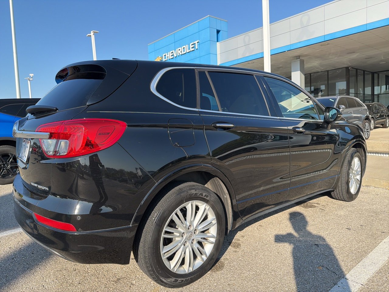 2018 Buick Envision Preferred photo 2