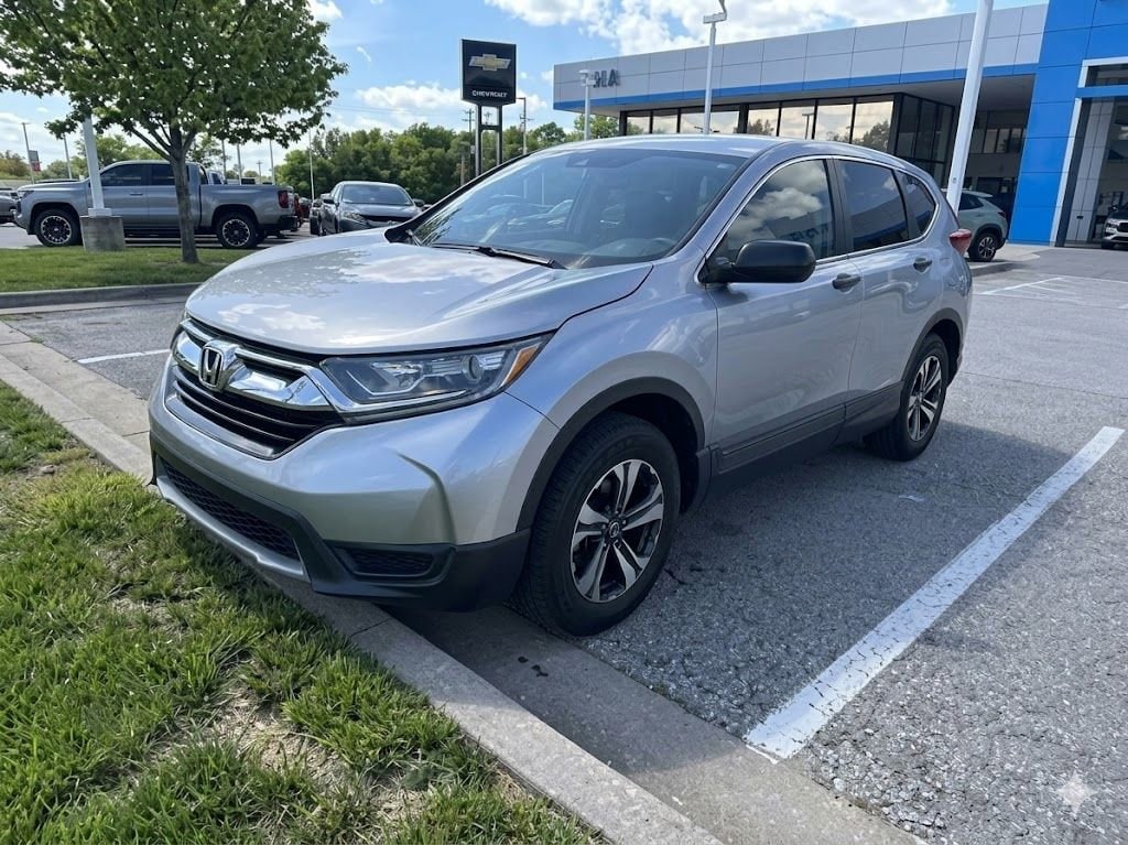 View vehicle photo 3
