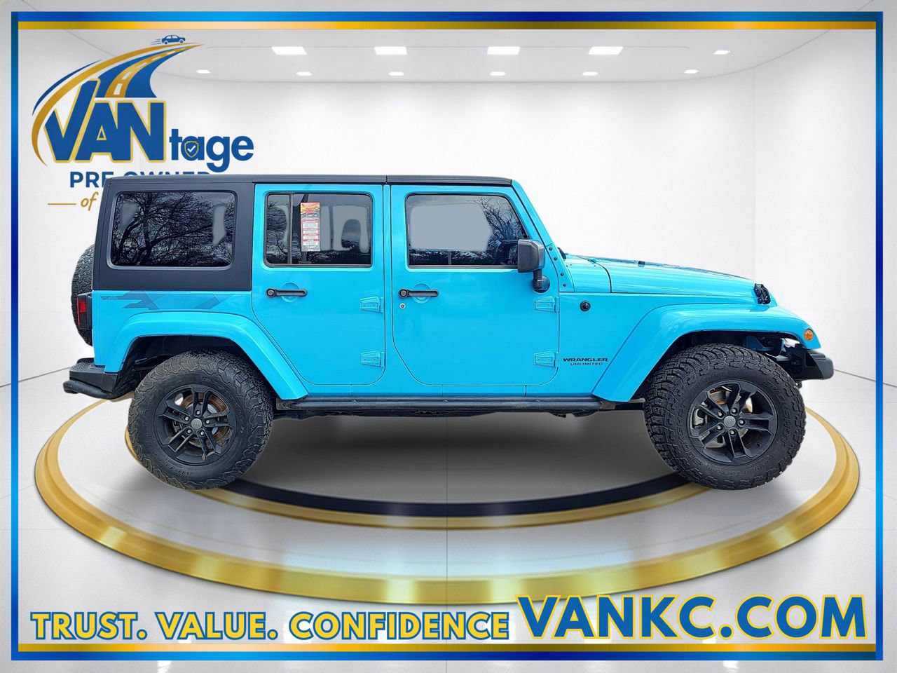 View vehicle photo 5