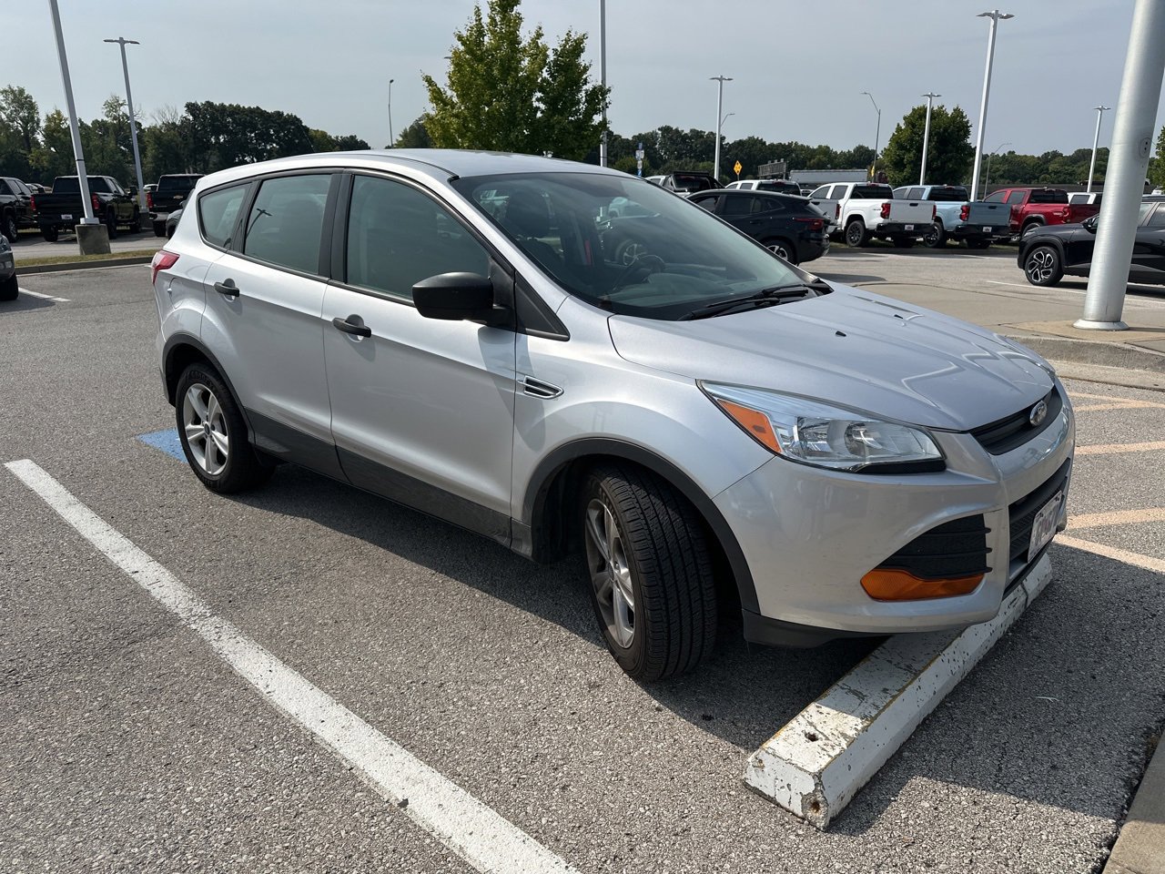 2015 Ford Escape S photo 3