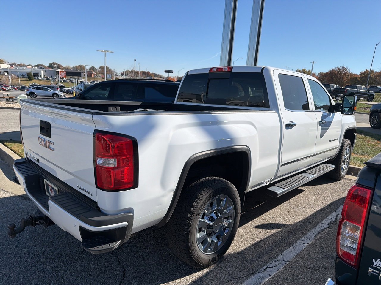2017 Gmc Sierra 2500 HD Denali photo 4