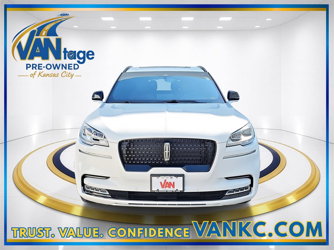 Used 2024 Lincoln Aviator Reserve with VIN 5LM5J7XC9RGL09295 for sale in Kansas City