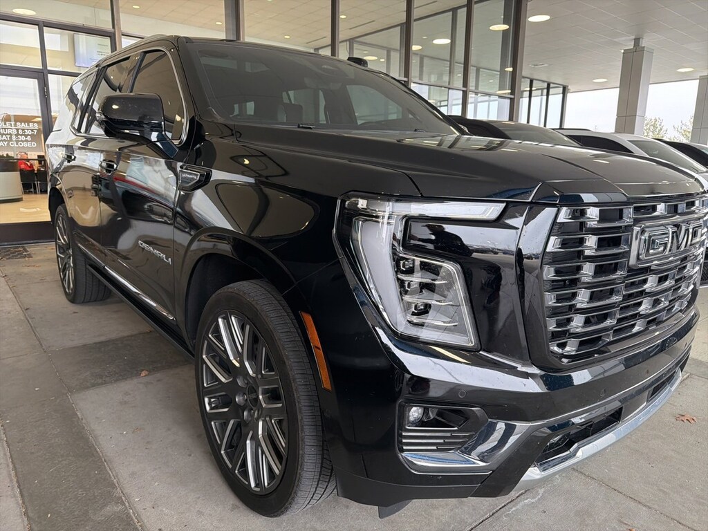 Certified 2025 GMC Yukon Denali Ultimate SUV