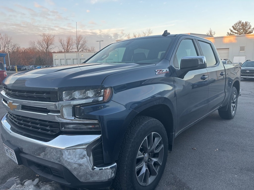 Used 2020 Chevrolet Silverado 1500 LT Truck
