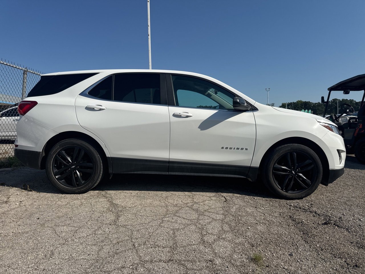 Used 2021 Chevrolet Equinox LT with VIN 3GNAXUEV0MS181523 for sale in Kansas City