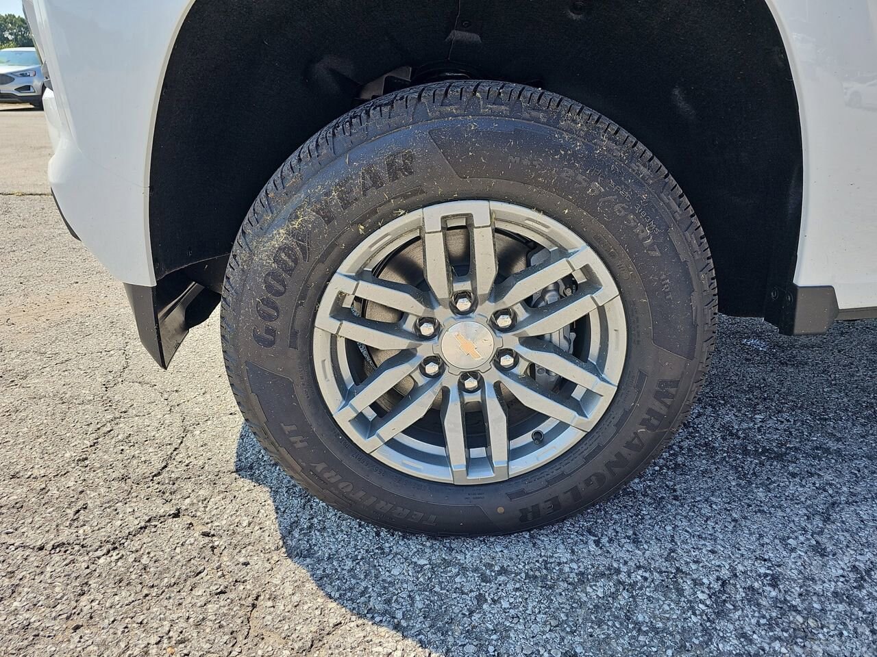 2025 Chevrolet Colorado Work Truck - Photo 31
