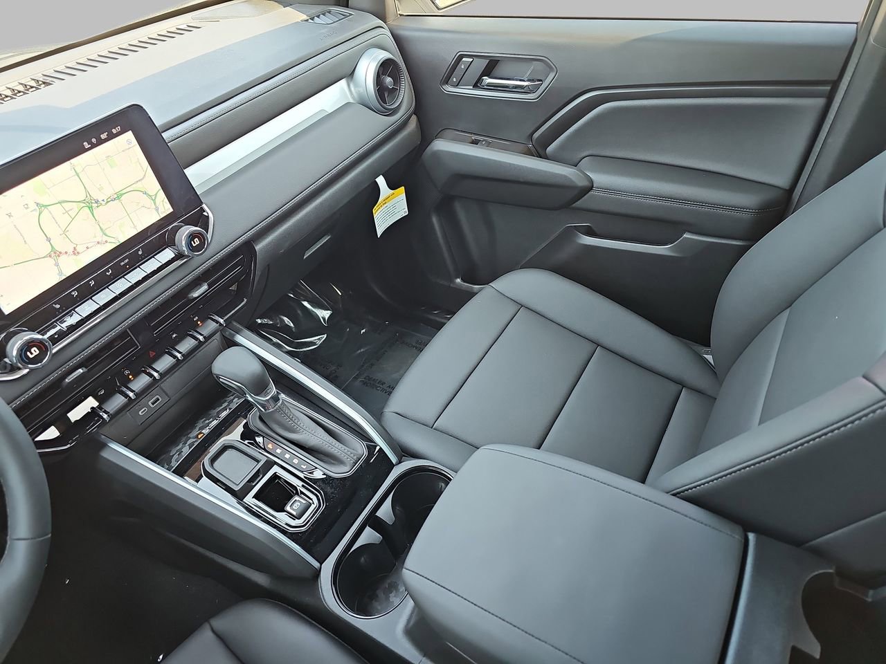 2025 Chevrolet Colorado Work Truck - Photo 26