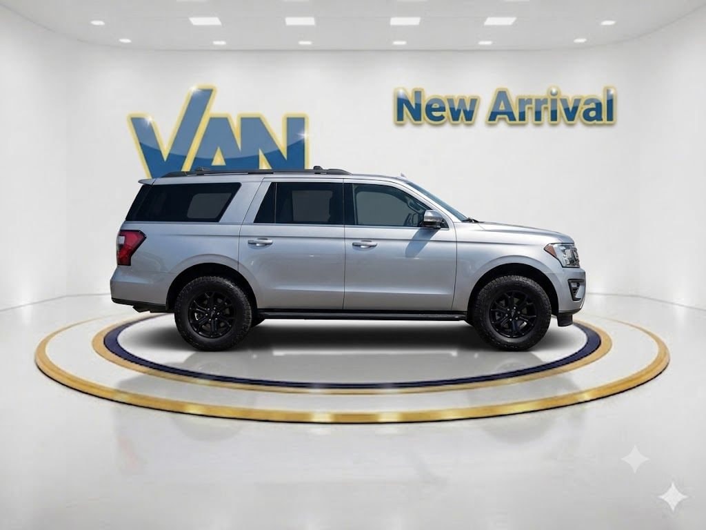 Used 2024 Ford Expedition Limited with VIN 1FMJK2A80REA97081 for sale in Kansas City