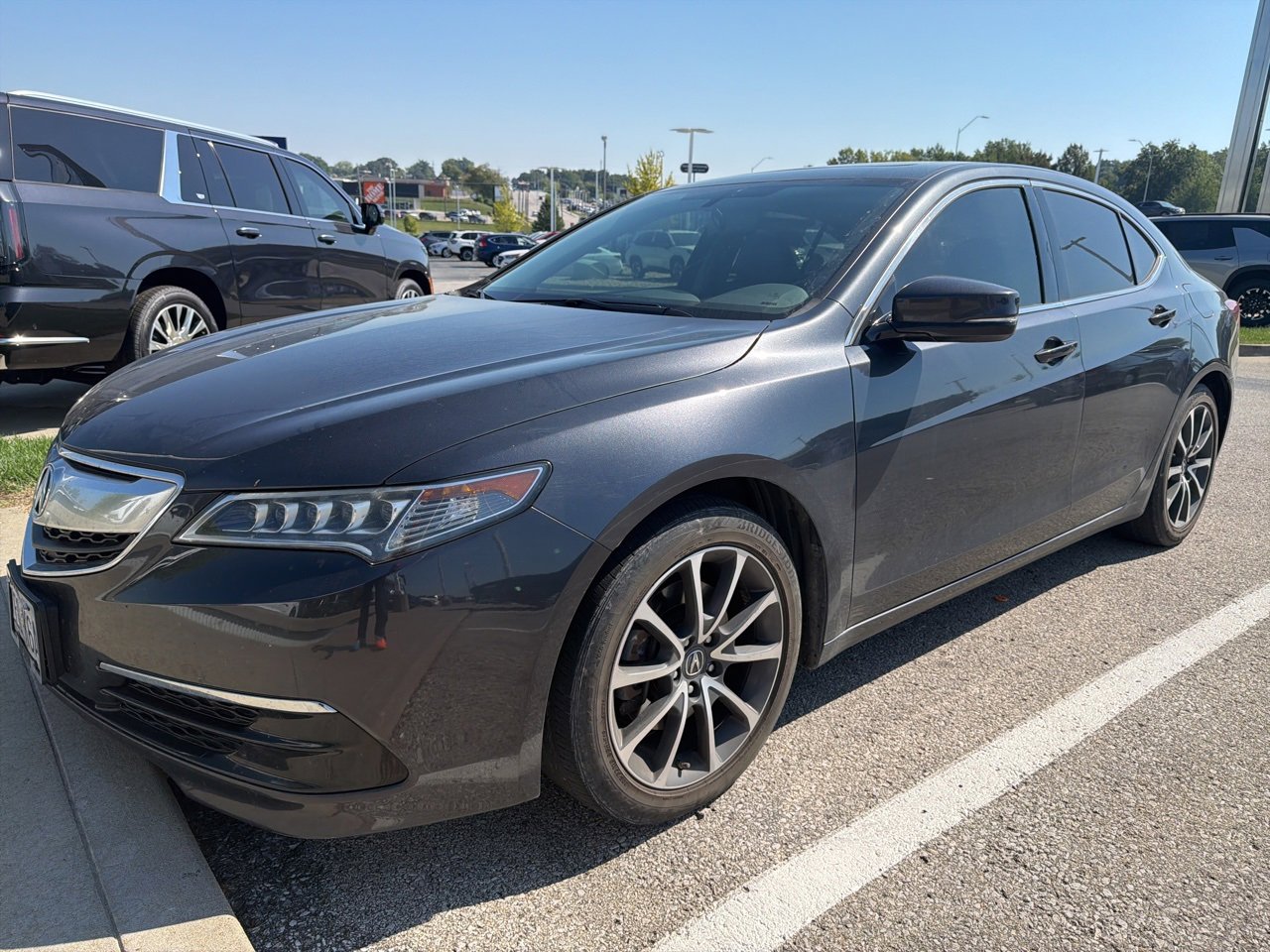 2016 Acura TLX photo 2