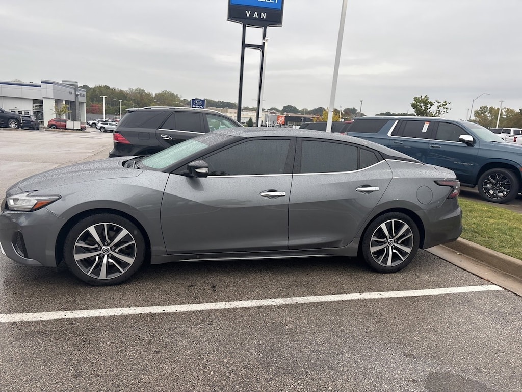 Used 2019 Nissan Maxima SV