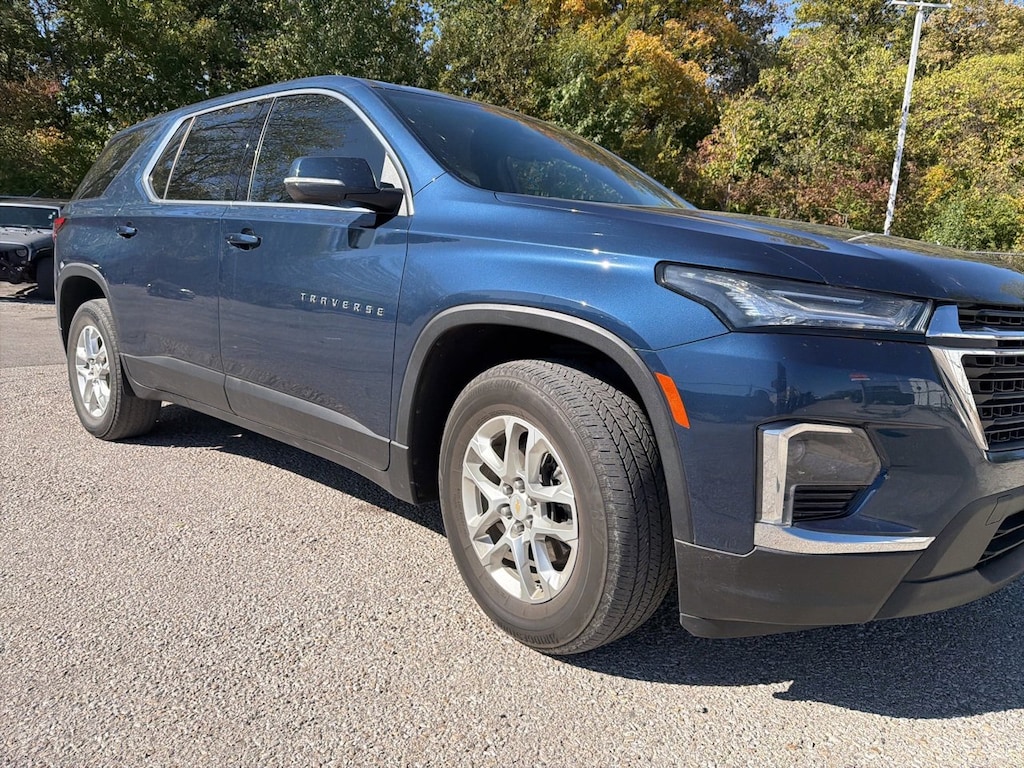 Certified 2023 Chevrolet Traverse LS SUV