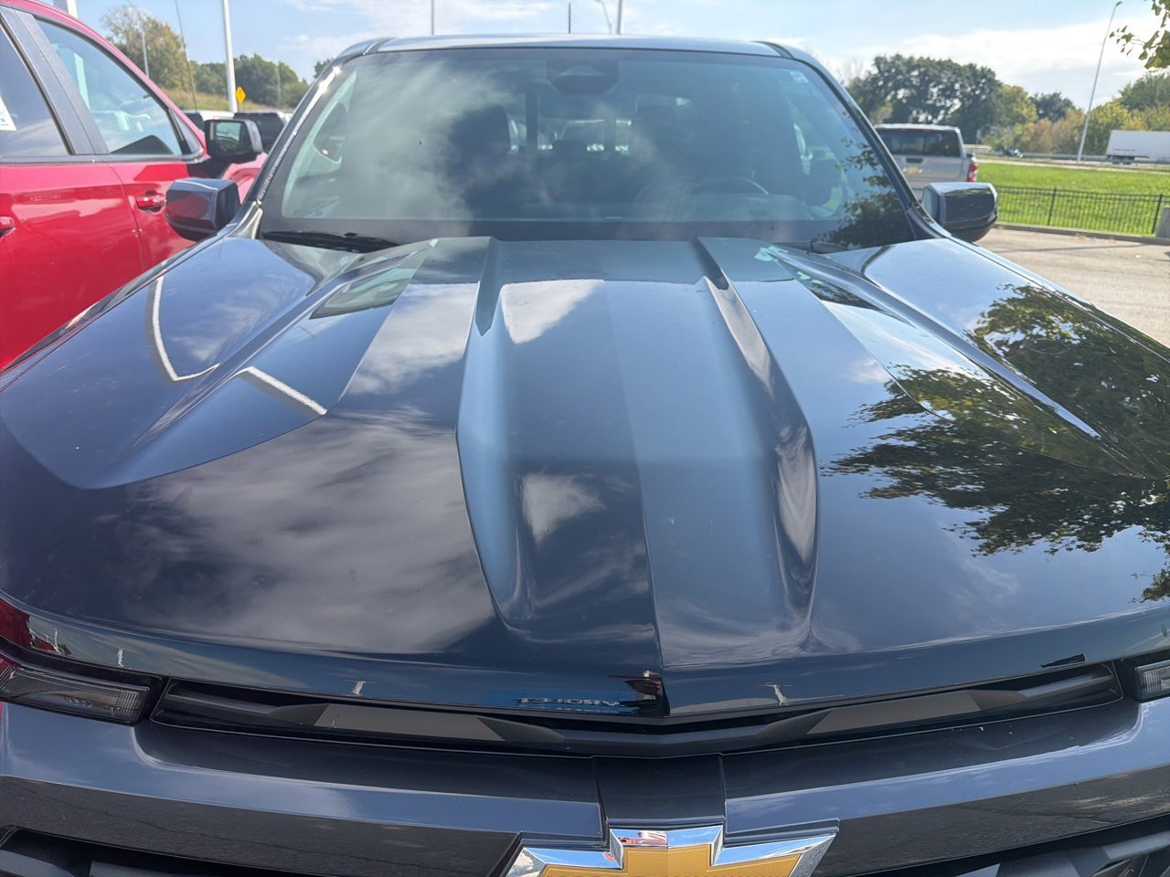 2024 Chevrolet Colorado LT photo 3