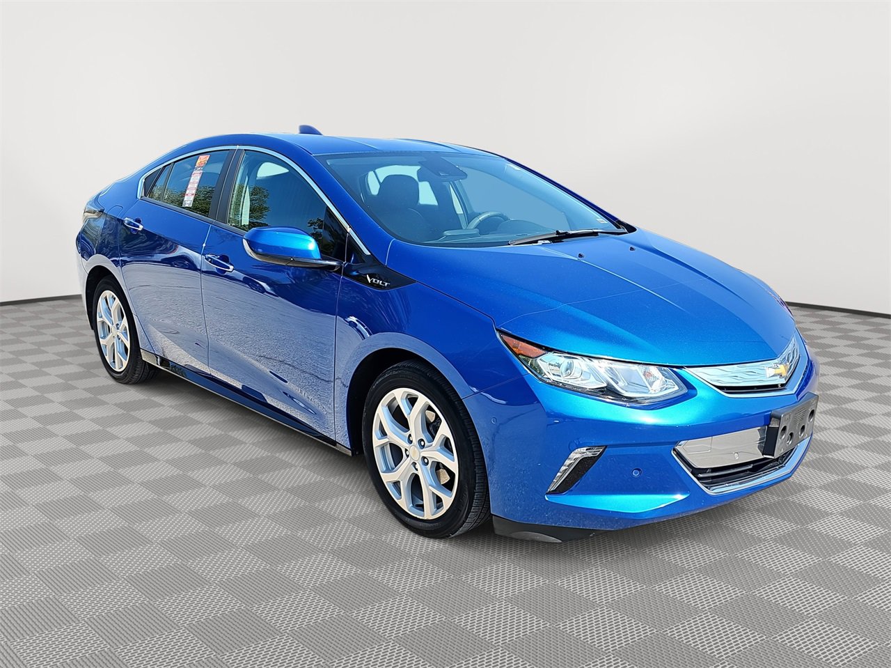 2017 Chevrolet Volt Premier photo 3