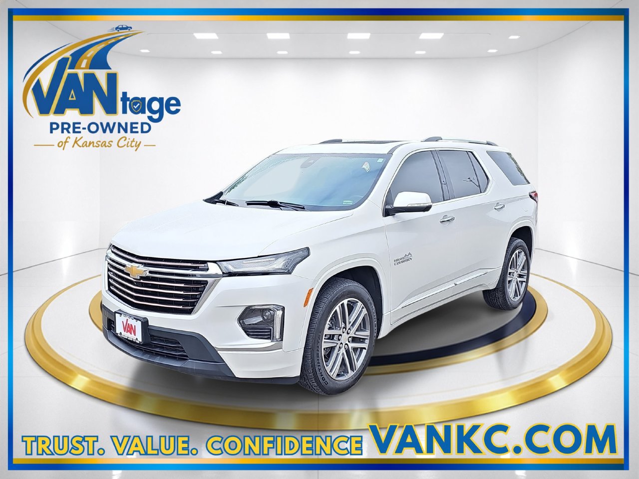 Used 2022 Chevrolet Traverse High Country with VIN 1GNEVNKW6NJ101199 for sale in Kansas City