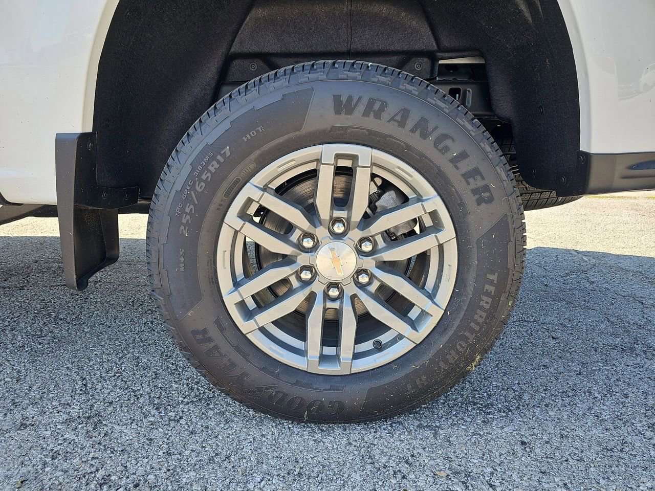 2025 Chevrolet Colorado Work Truck - Photo 33