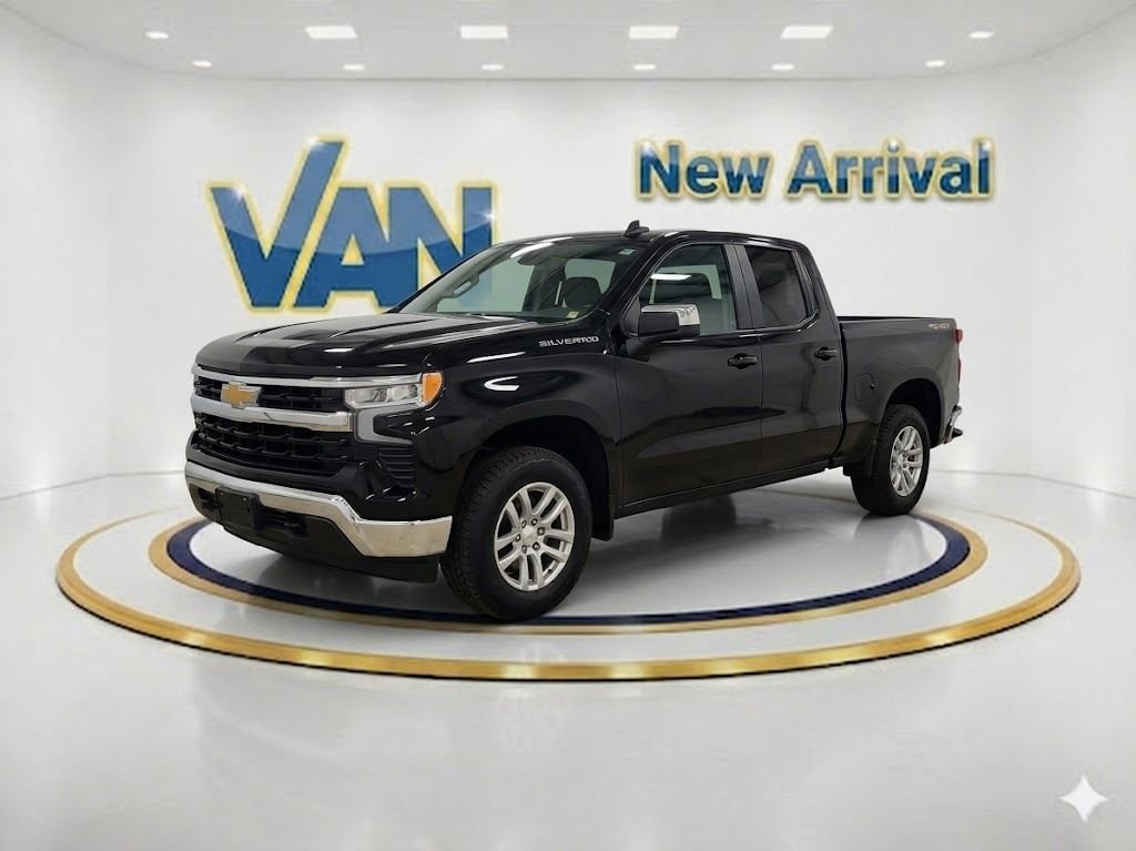 2022 Chevrolet Silverado 1500 LT 2FL 4X4 Double Cab Std Box's photo