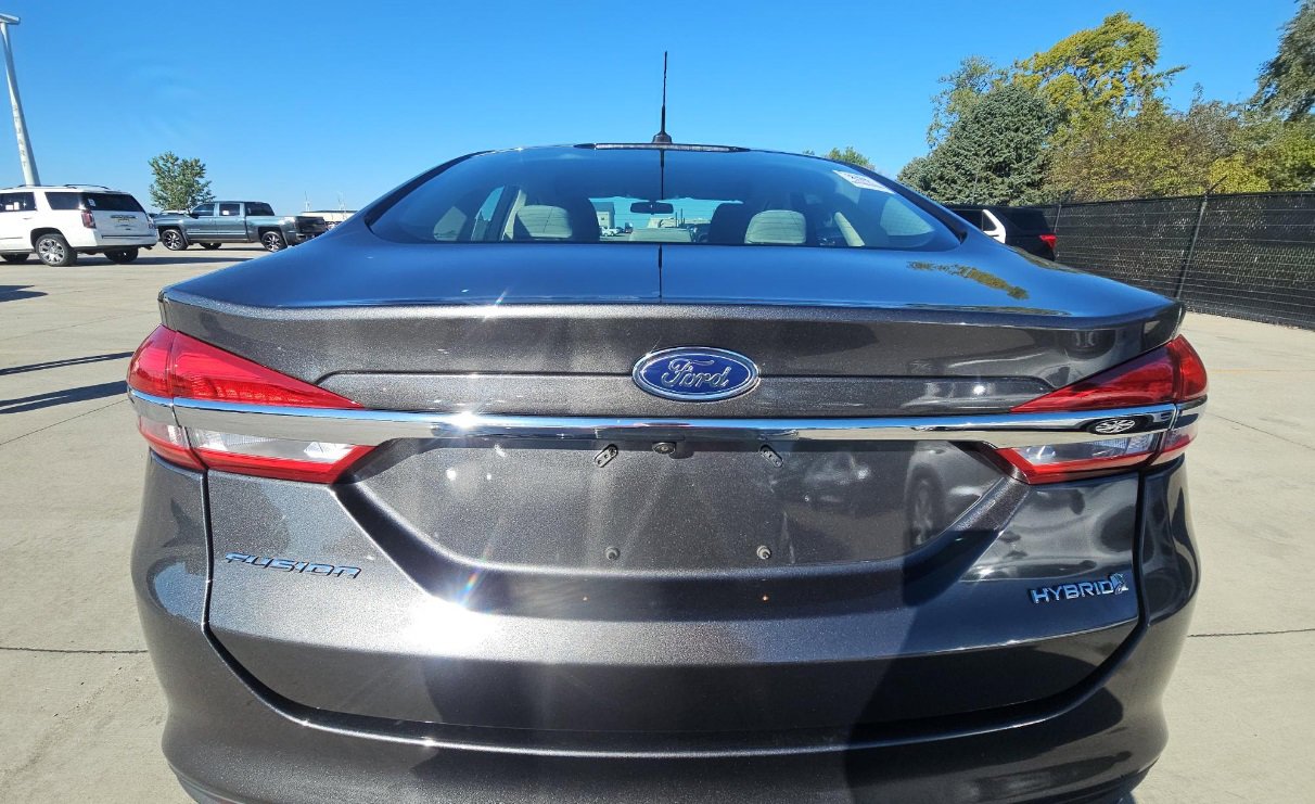 2018 Ford Fusion Hybrid S photo 3
