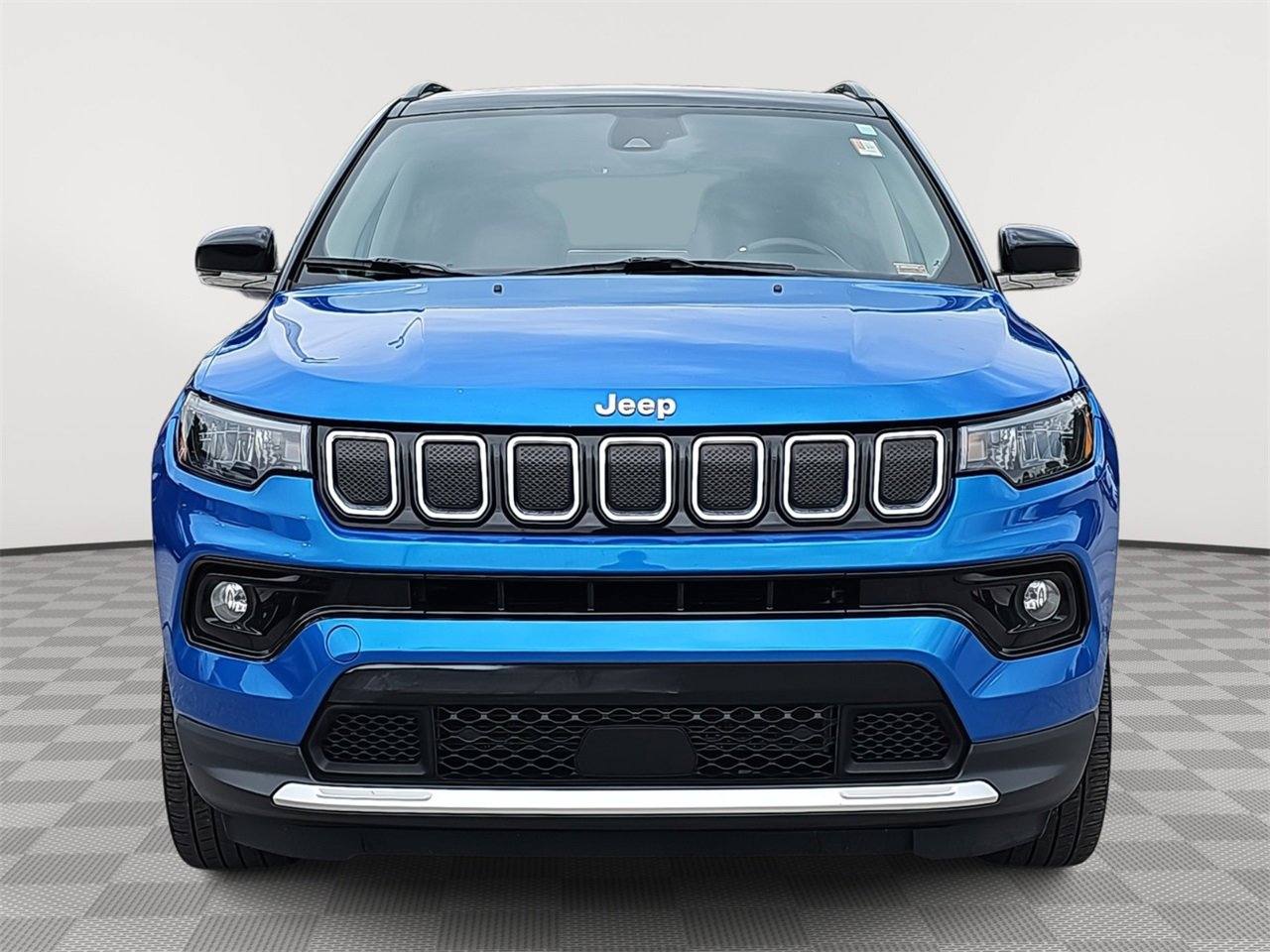 Used 2022 Jeep Compass Limited with VIN 3C4NJDCB8NT100820 for sale in Kansas City, MO