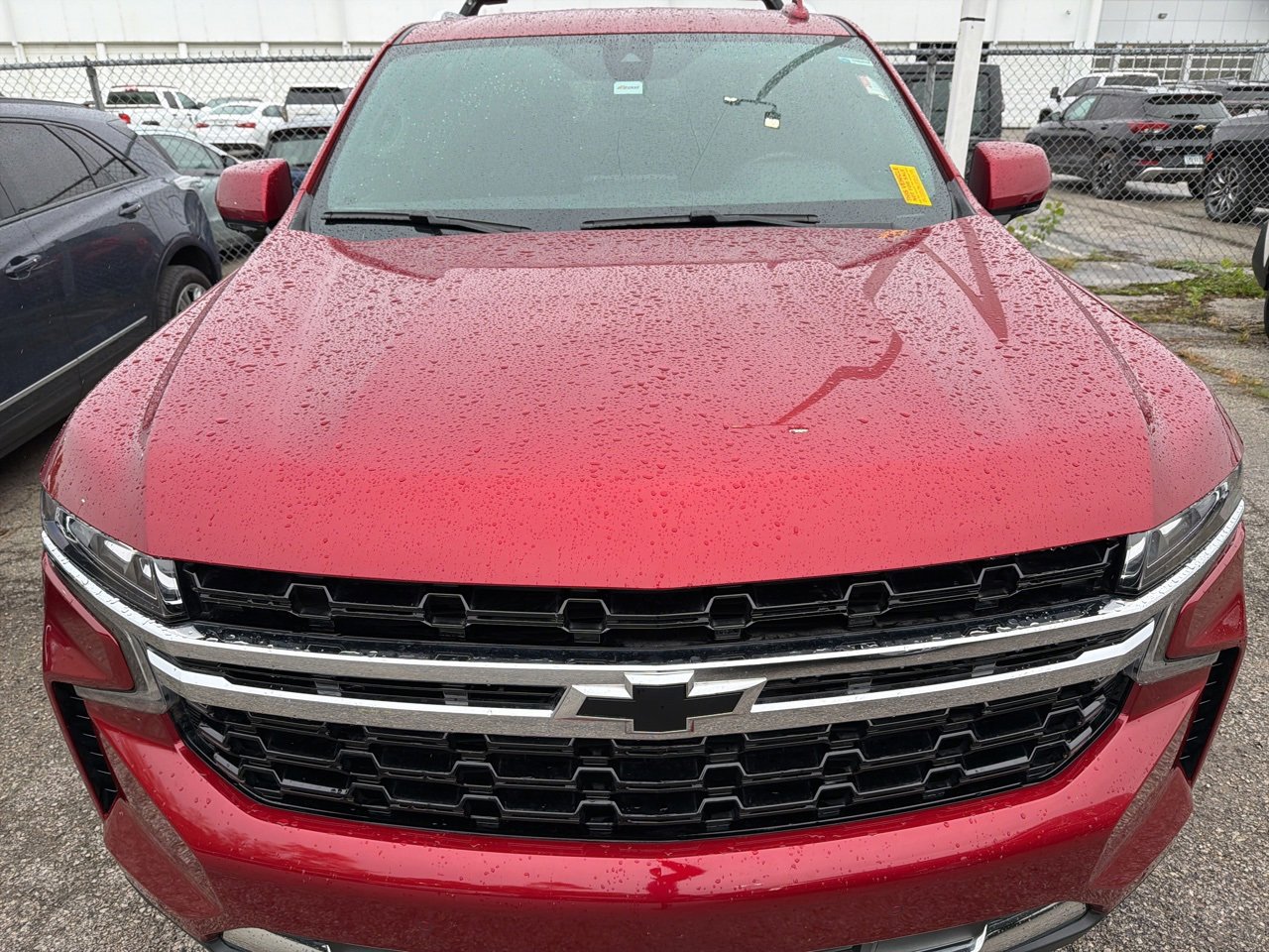 2022 Chevrolet Suburban LS photo 2