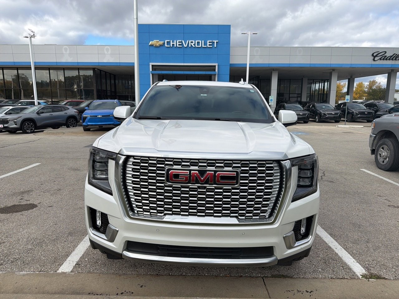 Used 2021 GMC Yukon Denali with VIN 1GKS2DKL0MR206197 for sale in Kansas City